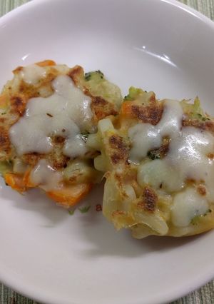 【離乳食·後期】うどんのおやき-レシピのメイン写真