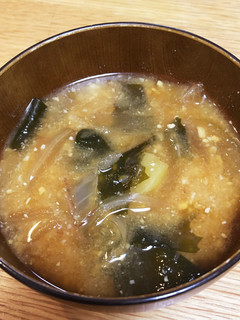 我が家の定番☆じゃが玉みそ汁-レシピのメイン写真