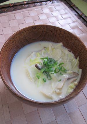 白菜ときのこの豆乳生姜スープ-レシピのメイン写真