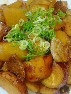 豚と薩摩芋と大根で簡単ウマい大皿おかず!-レシピのメイン写真