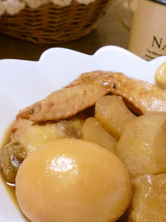 ぱぱっと!鶏手羽肉と大根の煮込み-レシピのメイン写真