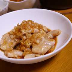 A picture of 厚切り豚ロースのしょうが焼き.