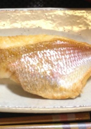 お魚屋さんオススメ！！鯛のソテー-レシピのメイン写真