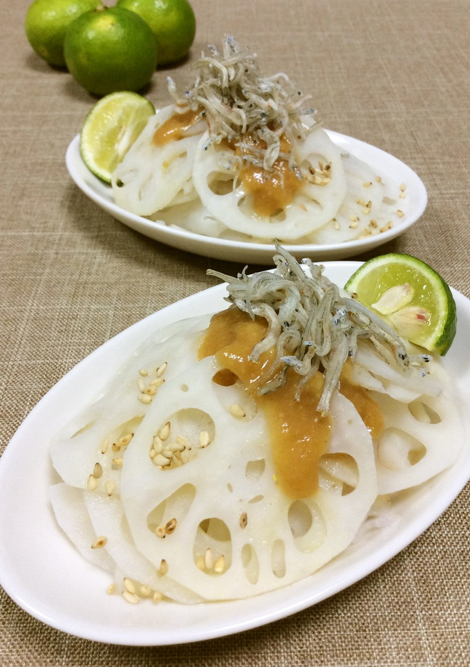 すだちの香り爽やかに♪蓮根の酢みそあえ-レシピのメイン写真