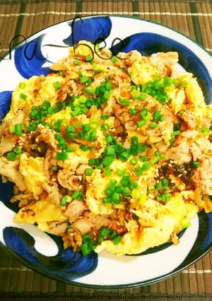 節約メイン♡豚こまと卵のにんにく高菜炒め-レシピのメイン写真