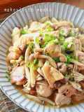 鶏もも肉と山盛りきのこのバタポン炒め
