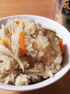 野菜たっぷり炊き込みごはん-レシピのメイン写真