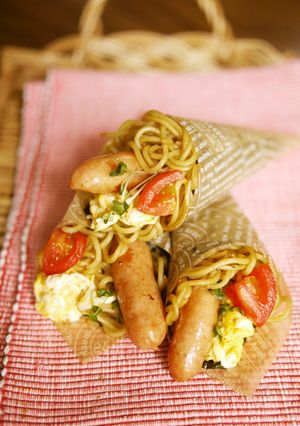 手巻き寿司風♪ラップ焼そば-レシピのメイン写真