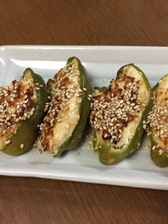鶏むね肉で簡単ピーマンの肉詰め-レシピのメイン写真
