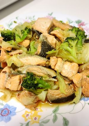 簡単 鮭と野菜のフライパン蒸し-レシピのメイン写真