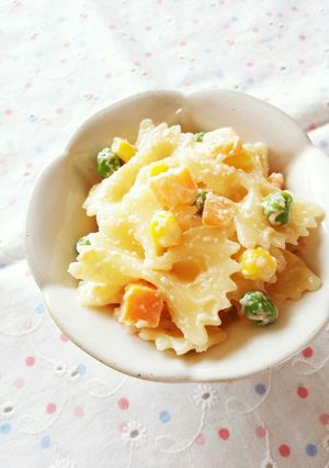 ピンクの♪ファルファッレサラダ-レシピのメイン写真