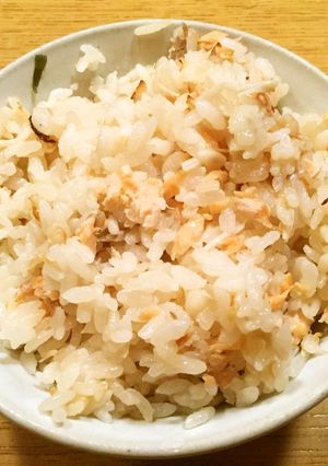 鮭の炊き込みご飯-レシピのメイン写真