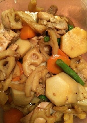 鶏もも肉と里芋の煮物-レシピのメイン写真