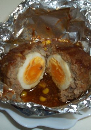 ゆで卵入りハンバーグ☆ホイル焼き-レシピのメイン写真