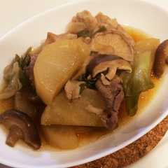 รูปของ 圧力鍋で簡単☆豚肉と大根の煮物