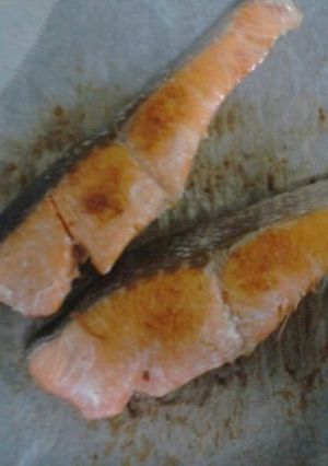 フライパンとクッキングシートで簡単焼き魚-レシピのメイン写真