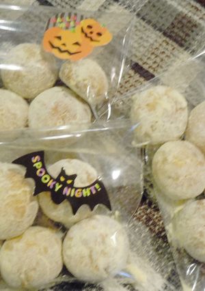 ハロウィン♪かぼちゃスノーボールクッキー-レシピのメイン写真