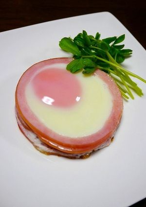 ハムセルクルエッグ！厚～い目玉焼き-レシピのメイン写真