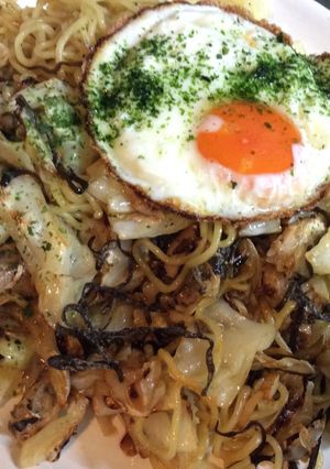 ☆オイルサーディンと塩昆布焼きそば☆-レシピのメイン写真
