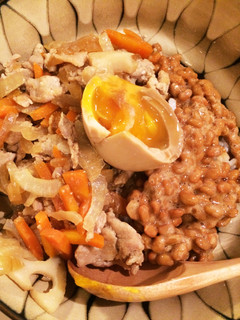具材たっぷり♡豚スタミナ丼-レシピのメイン写真