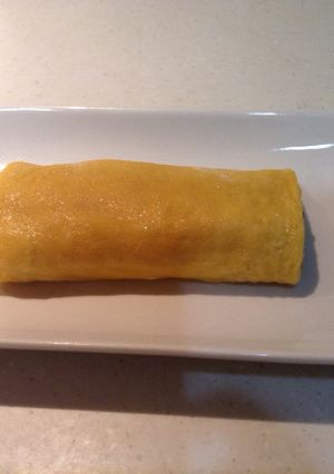 お弁当に^o^ほんのり甘い卵焼きです。-レシピのメイン写真