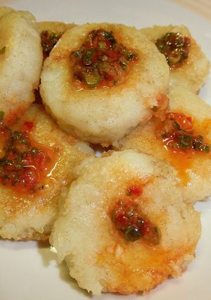 揚げ焼き芋団子の辛味だれ添え-レシピのメイン写真