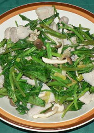 豚肉とエンサイ(空心菜)のナンプラー炒め-レシピのメイン写真