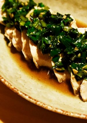 簡単☆蒸し鶏のトロトロにらソース添え-レシピのメイン写真