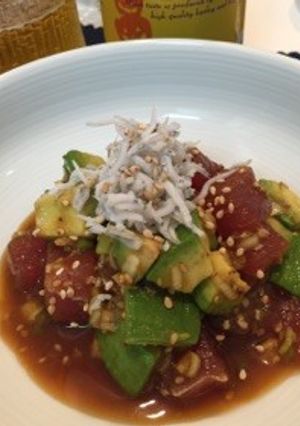 マグロとアボカドのユッケ-レシピのメイン写真