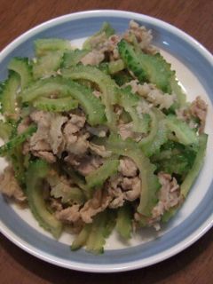 ゴーヤと豚肉のシンプル炒め-レシピのメイン写真