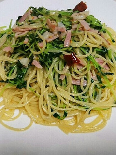 簡単☆豆苗とベーコンのペペロンチーノ☆-レシピのメイン写真