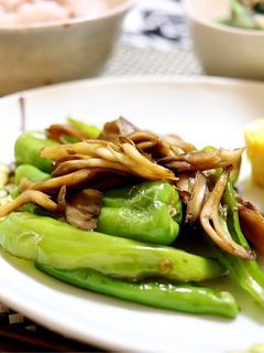 しし唐と舞茸のバター醤油炒め-レシピのメイン写真
