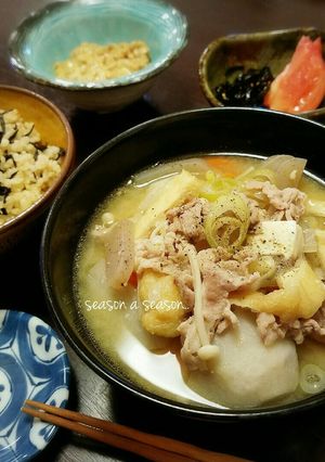 【汁物】秋の味覚凝縮♡具だくさん豚汁-レシピのメイン写真