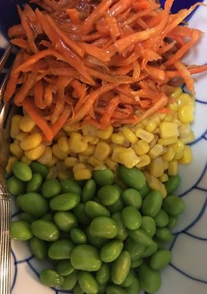 常備菜活用: キャロットラペで3色サラダ-レシピのメイン写真