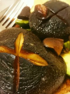 原木椎茸のまるごとステーキ!バター醤油で-レシピのメイン写真