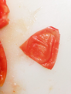 超初期 離乳食用 トマト(皮がペロン)-レシピのメイン写真