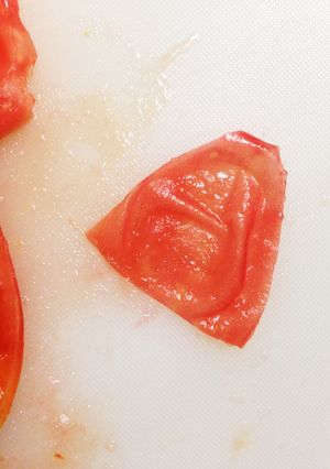 超初期 離乳食用 トマト（皮がペロン）-レシピのメイン写真