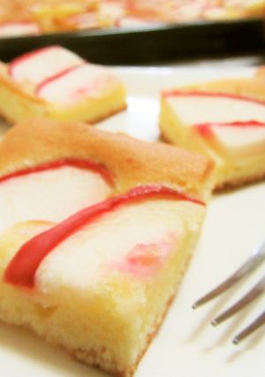 ハンドミキサーで簡単♡りんごの天板ケーキ-レシピのメイン写真