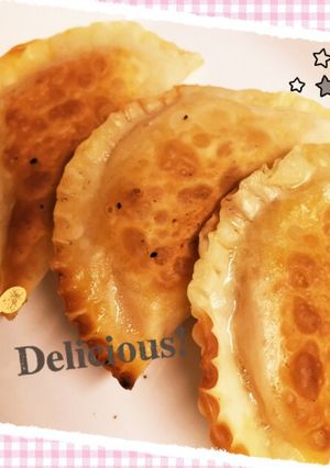 餃子の皮で簡単パンプキンパイ♡親子でも-レシピのメイン写真