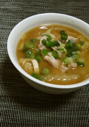 とん汁風白菜のお味噌汁。-レシピのメイン写真