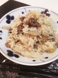 京都のお台所から*牛蒡と牛の炊き込みご飯-レシピのメイン写真