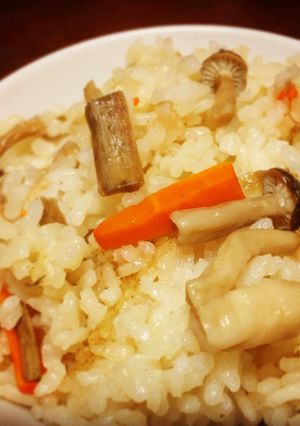【炊飯器まかせ☆】繊維たっぷり炊込みご飯-レシピのメイン写真