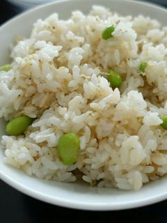 余った枝豆で混ぜご飯、ちりめんじゃこ+-レシピのメイン写真