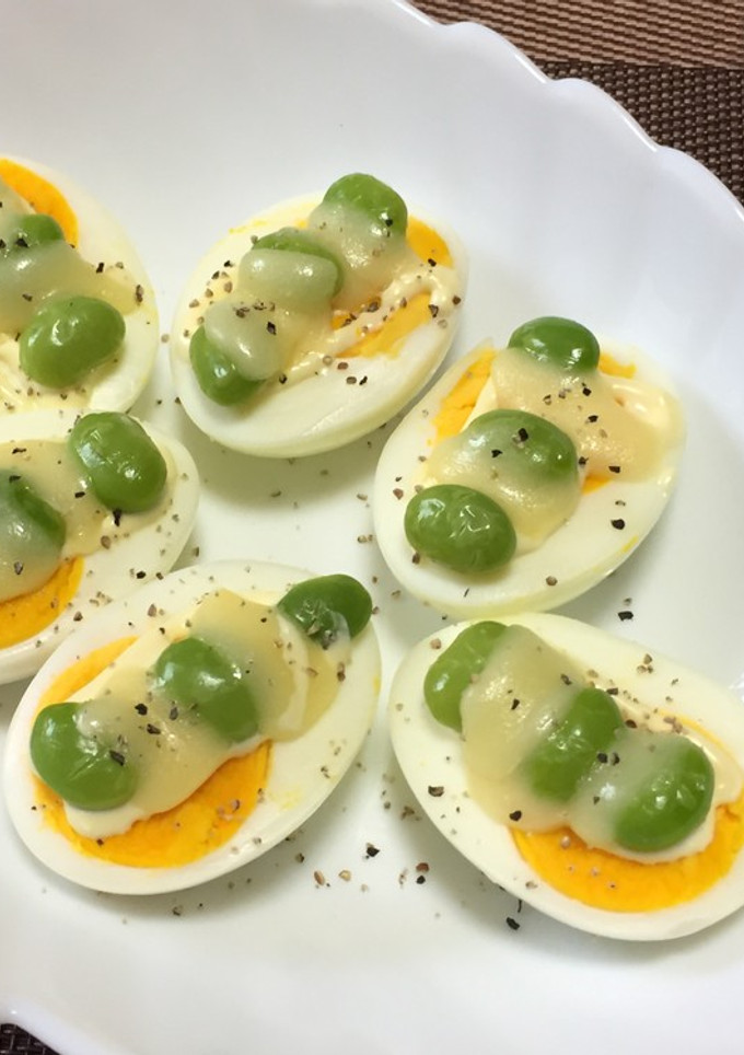 ゆで卵と枝豆のマヨチーズ焼き-レシピのメイン写真