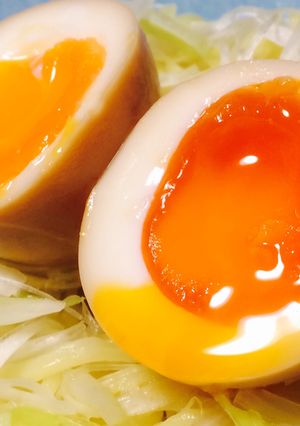 超簡単麺つゆ節約分量でも旨い♡半熟味玉子-レシピのメイン写真