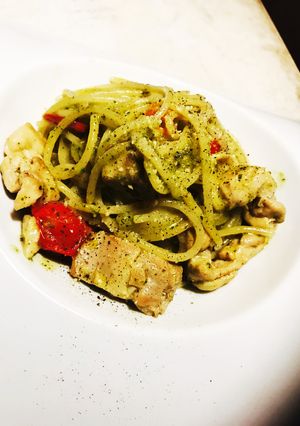 チキンとトマトのジェノベーゼパスタ-レシピのメイン写真