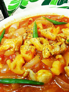 鶏肉と玉ねぎとレンコンのトマト煮込み-レシピのメイン写真