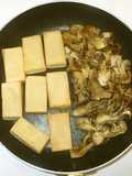 舞茸と高野豆腐の含め煮