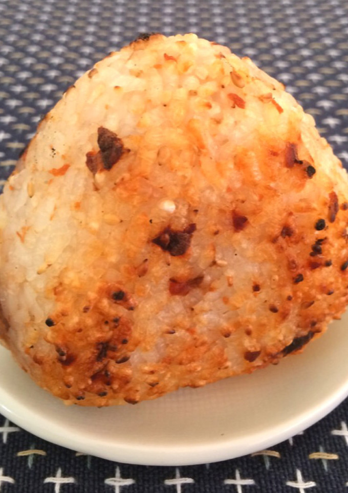 鮭と梅とチーズの焼おにぎり-レシピのメイン写真