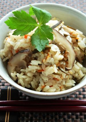 乾燥野菜、昆布の旨味が効いた炊き込みご飯-レシピのメイン写真